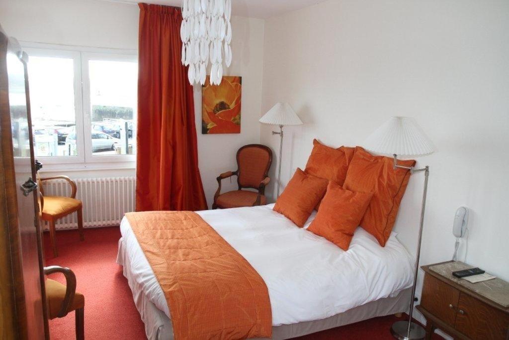 Hotel Le Suroit Perros-Guirec Kamer foto