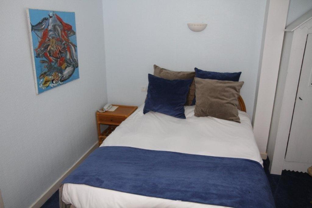 Hotel Le Suroit Perros-Guirec Kamer foto