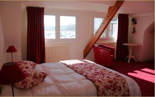 Hotel Le Suroit Perros-Guirec Buitenkant foto